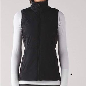 Lululemon Run For Cold Vest in black